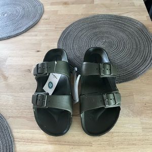 Goodfellow sandals
